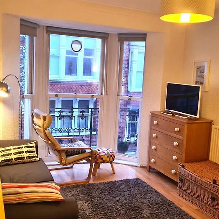 Burlington Beach Apartments ブライトン エクステリア 写真