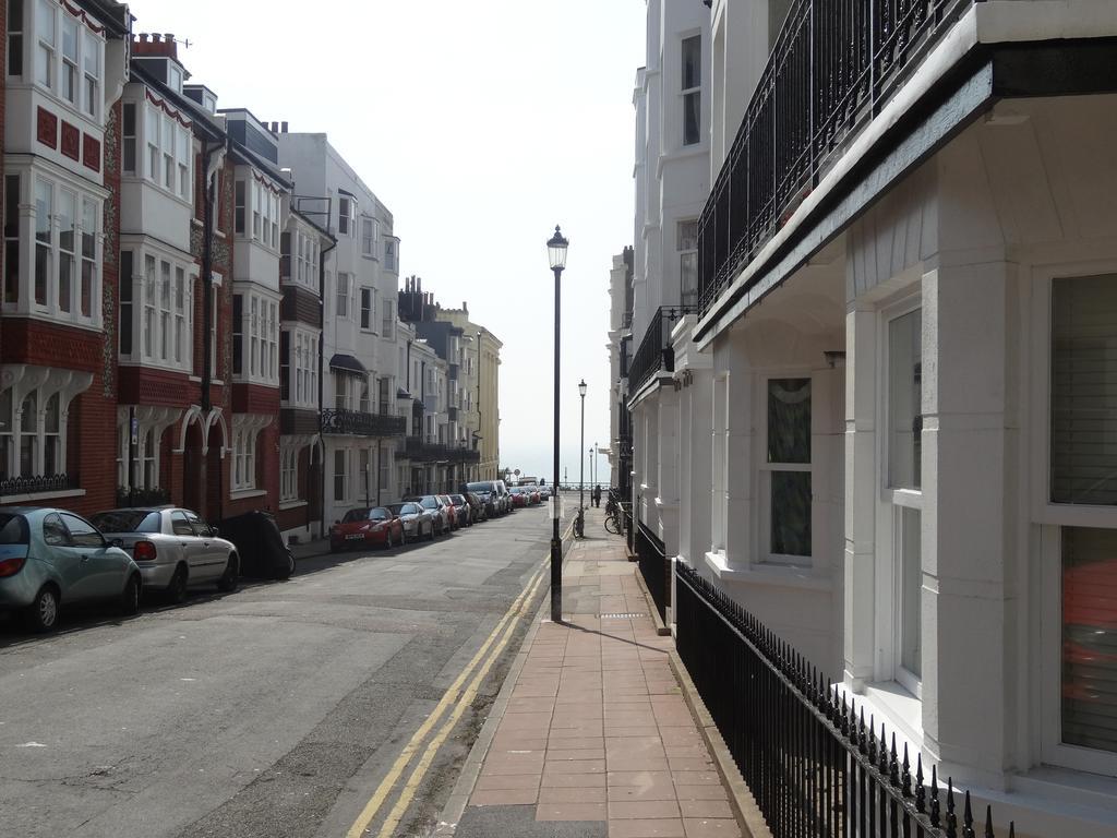 Burlington Beach Apartments ブライトン 部屋 写真