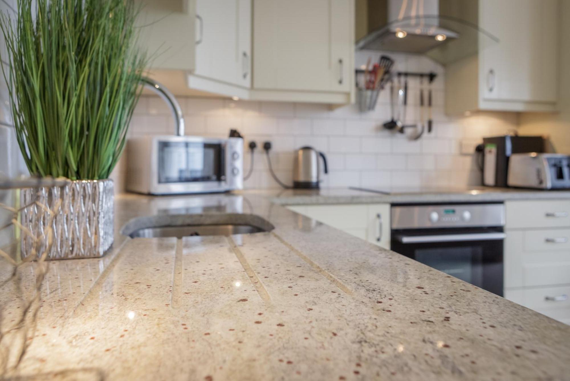 Burlington Beach Apartments ブライトン 部屋 写真