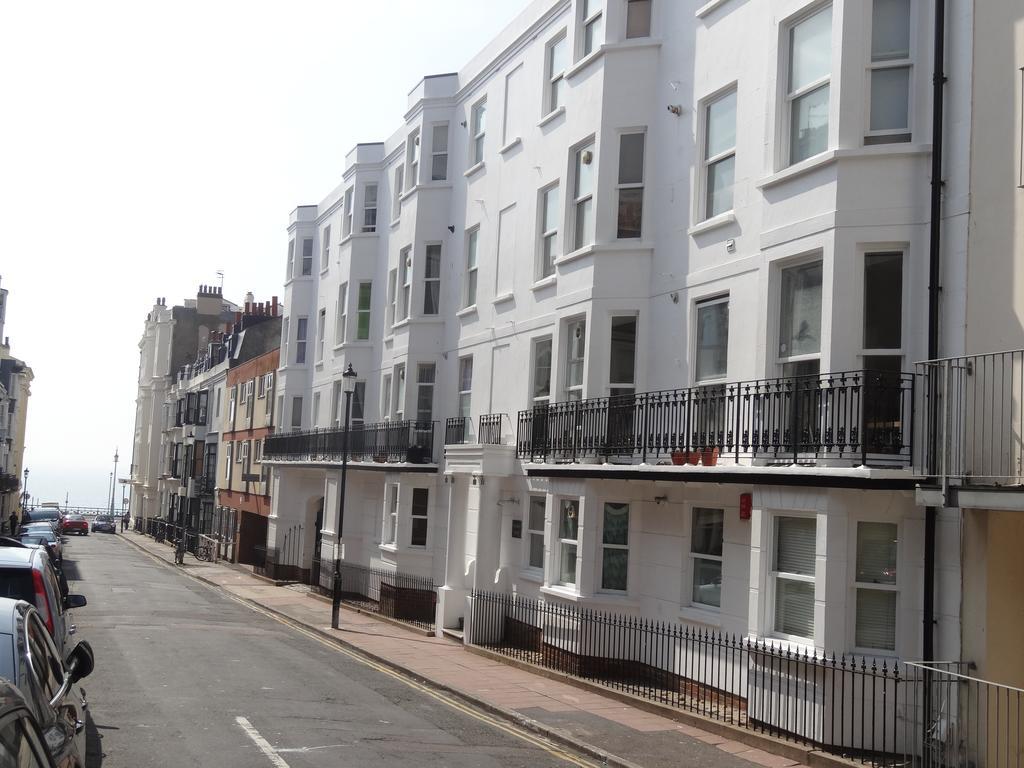 Burlington Beach Apartments ブライトン エクステリア 写真