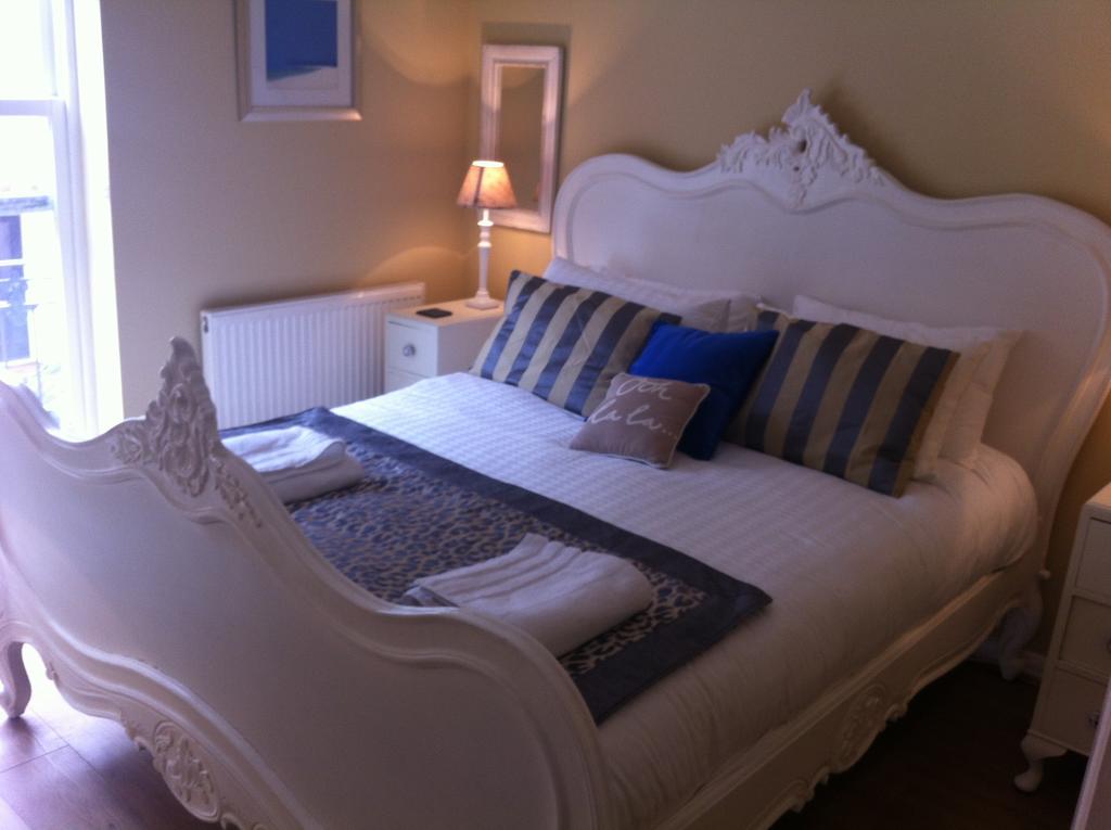 Burlington Beach Apartments ブライトン 部屋 写真