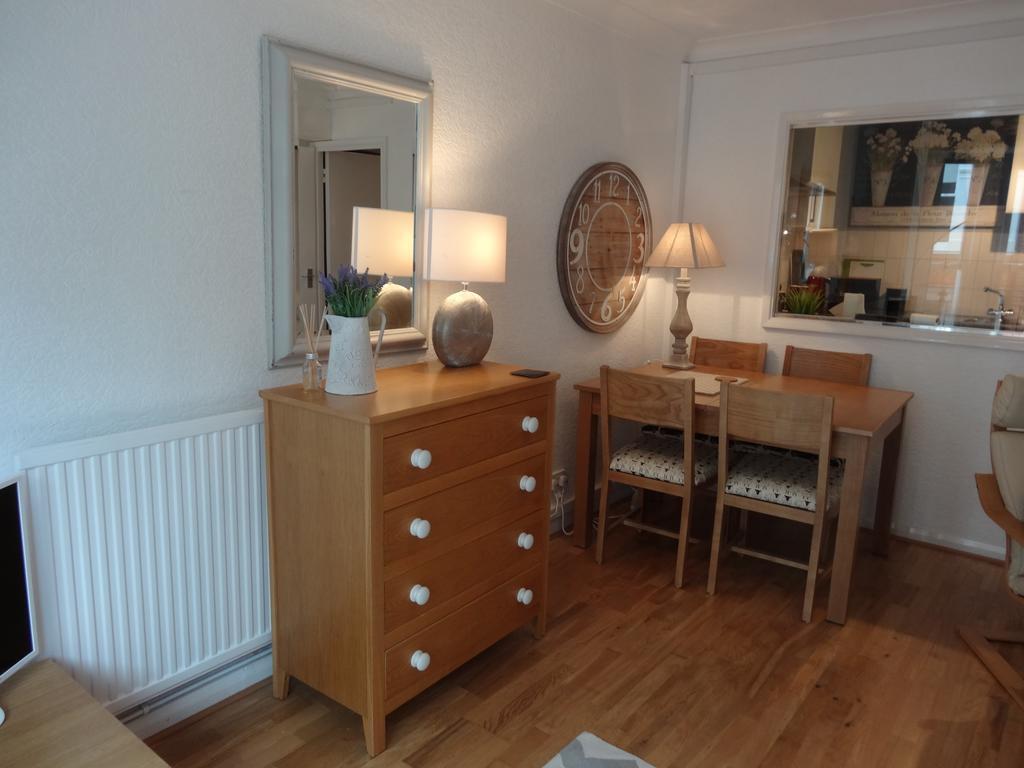 Burlington Beach Apartments ブライトン エクステリア 写真
