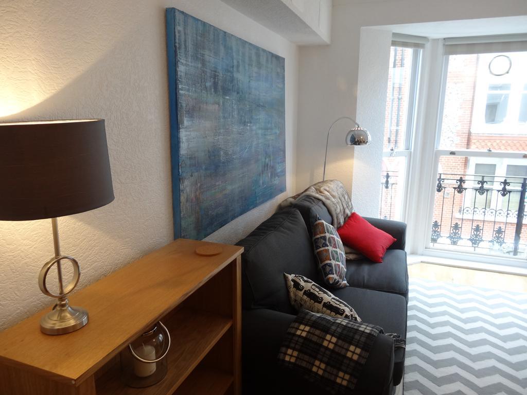 Burlington Beach Apartments ブライトン エクステリア 写真
